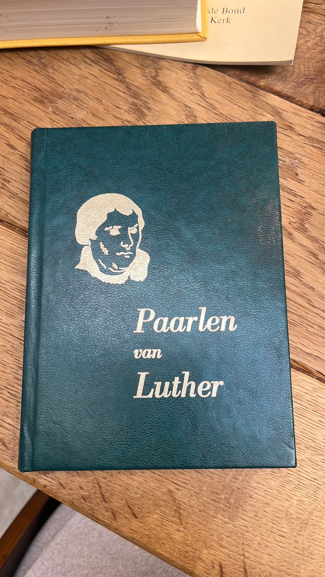 Paarlen van Luther, Ophalen of Verzenden, Zo goed als nieuw, Christendom | Protestants