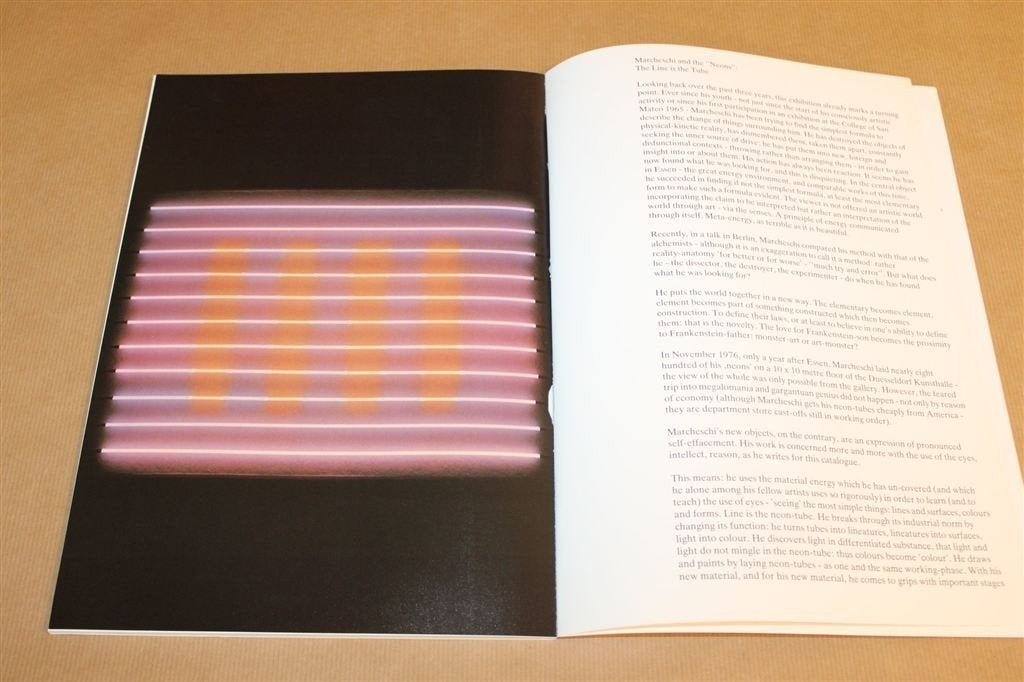 Cork Marcheschi — Tentoonstellingscatalogus Lichtkunst, Ophalen of Verzenden, Gelezen