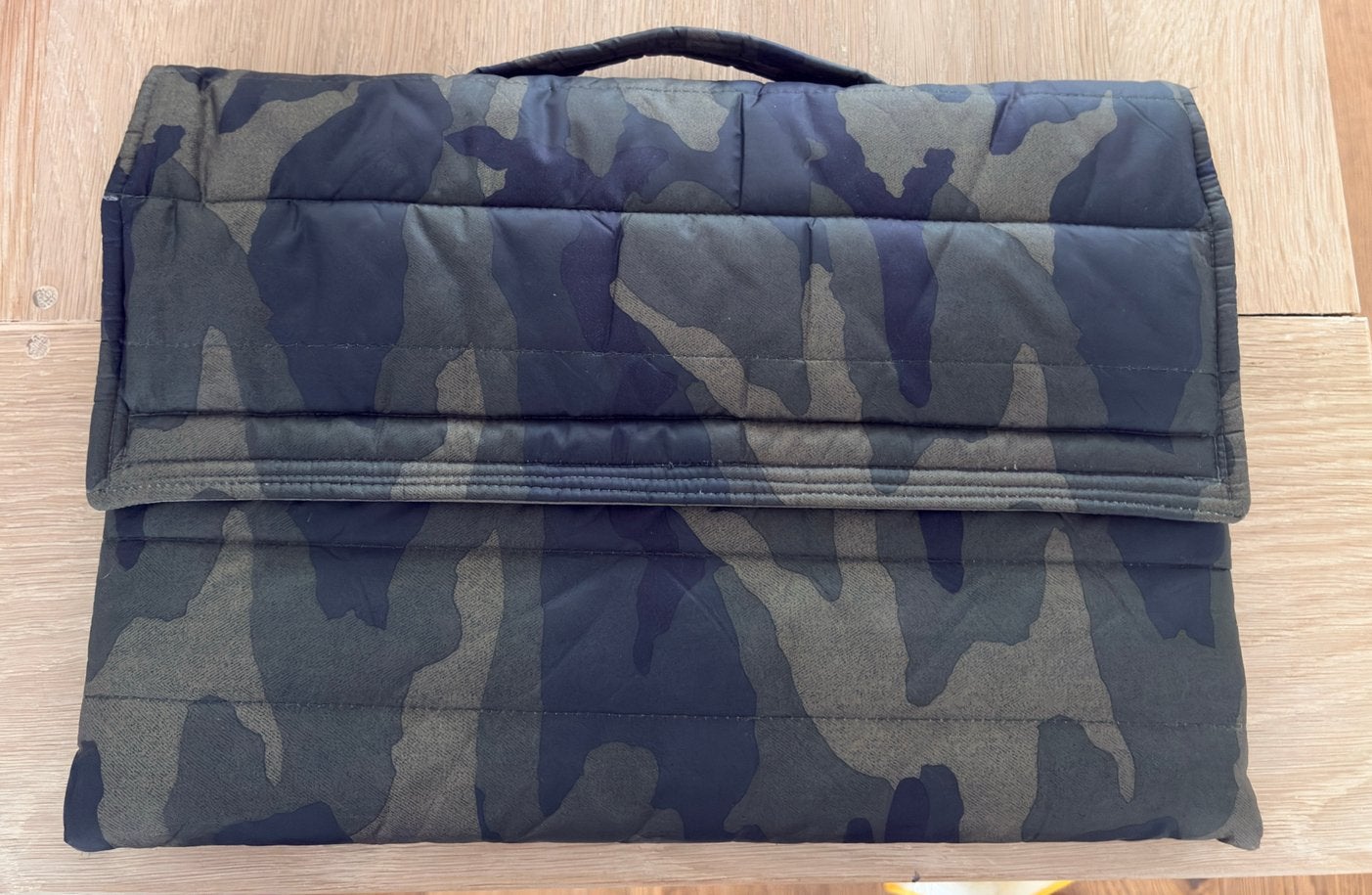 Stoere laptoptas, Ophalen, Zo goed als nieuw