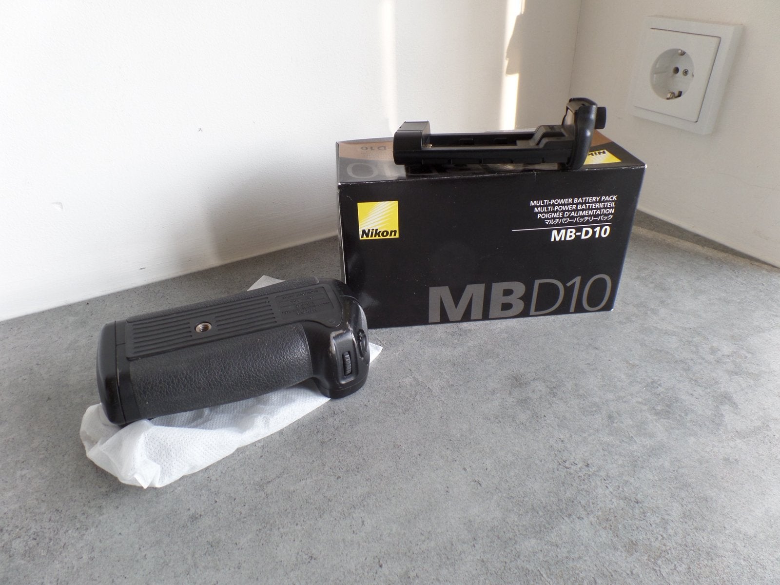 Nikon batterij grip MB-D10 en  grip BG 2N van Andoer, Audio, Tv en Foto, Gebruikt, Spiegelreflex, Ophalen of Verzenden, Nikon