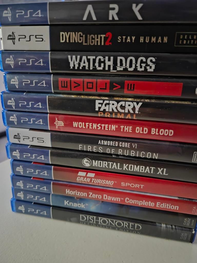 Ps 5 & Ps 4 games, Spelcomputers en Games, Games | Sony PlayStation Vita, Nieuw, Avontuur en Actie, 2 spelers, Vanaf 12 jaar, Online