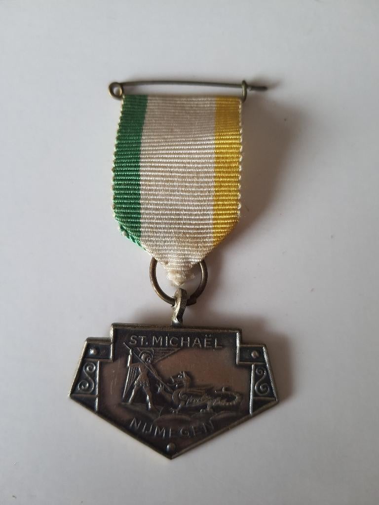 Wandelmedaille Nijmegen, Ophalen of Verzenden, Overige materialen, Nederland
