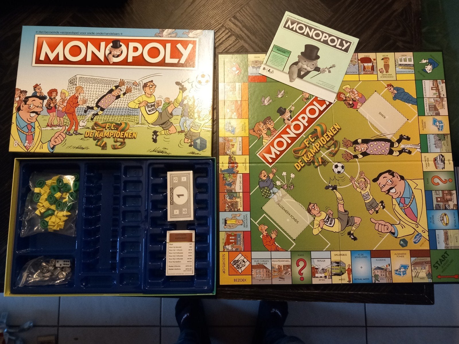 Monopoly F.C. De Kampioenen bordspel, Vijf spelers of meer, Ophalen of Verzenden, Zo goed als nieuw, Info@hasbro.nl