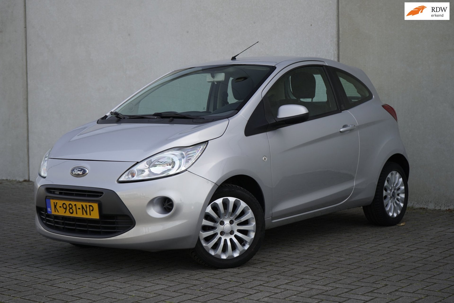 Ford Ka 1.2 Cool&Sound, Airco, Lm velgen, NAP, Voorwielaandrijving, Stof, Gebruikt, 4 cilinders