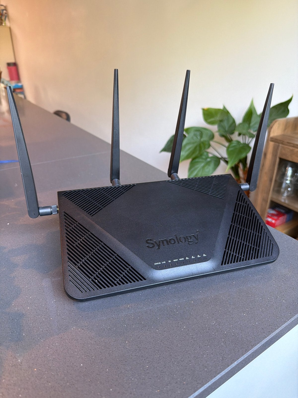 Synology RT2600ac - Krachtige wifi-router voor thuis/kantoor, Ophalen of Verzenden, Zo goed als nieuw, Router