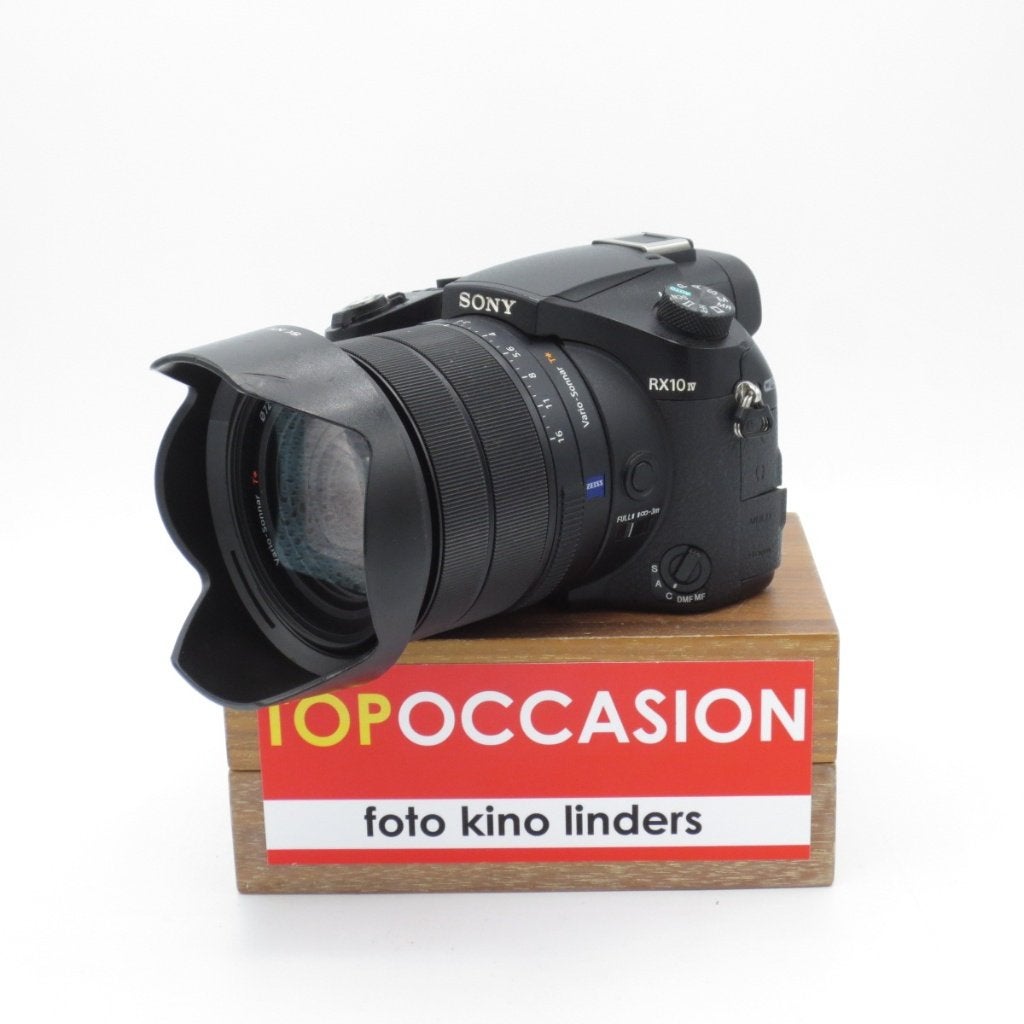 OCCASION: Sony DSC-RX10M4 / RX10IV, Gebruikt, Ingebouwde flitser, Ophalen of Verzenden, Lensdop