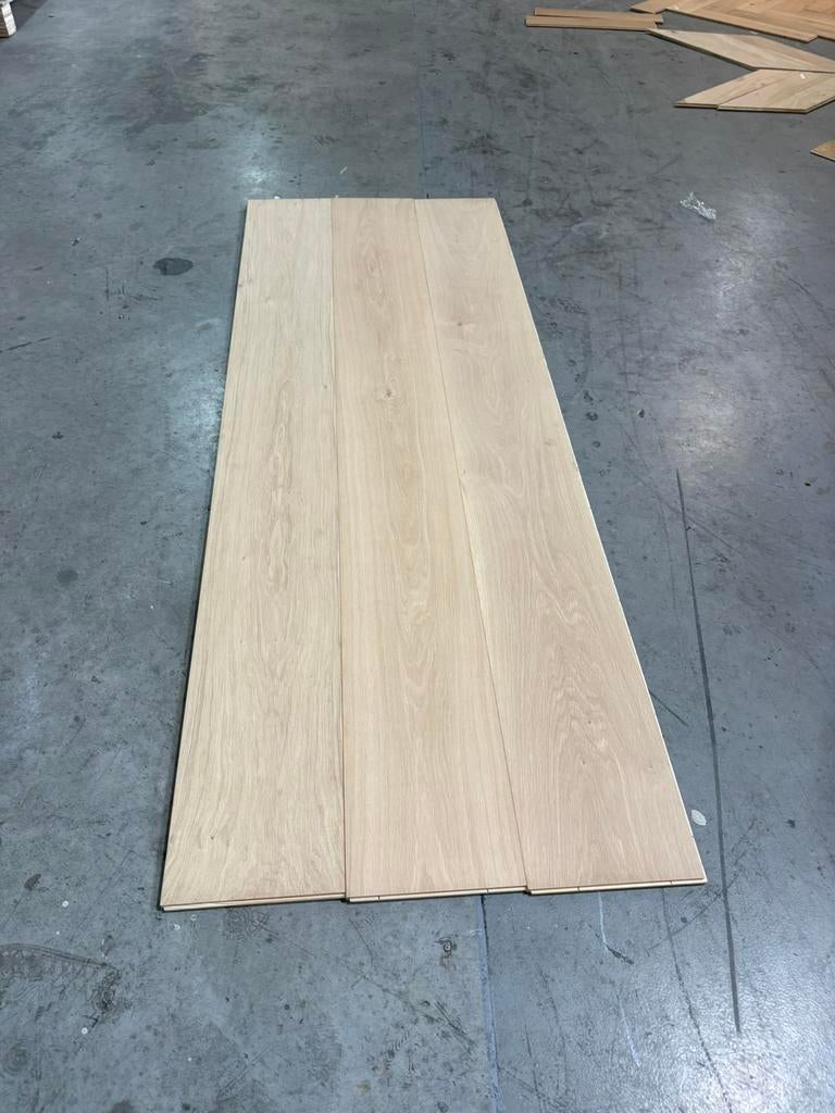 80m2 26 breed lamelparket noestarm €75 per m2, Parket, Ophalen of Verzenden, Zo goed als nieuw, 10 m² of meer