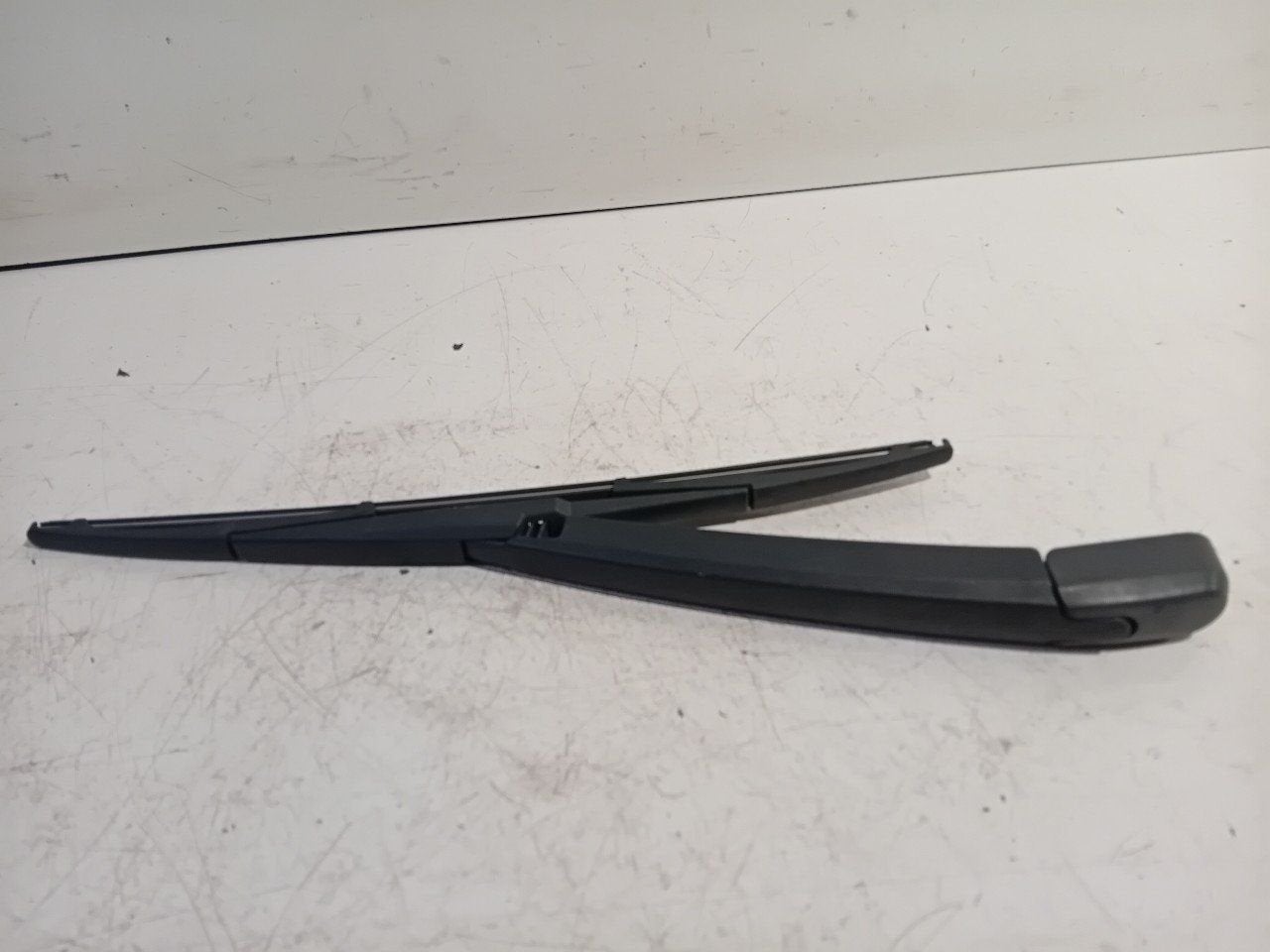 Ruitenwisserarm achterruit Hyundai Tucson, Onderdelen@venauto.nl, Van der Ven Autorecycling B.V., Gebruikt, Ettenseweg 76, 4706 PB Roosendaal, The Netherlands