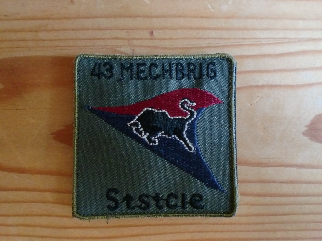 Embleem Brigade staf, Ophalen of Verzenden, Landmacht, Nederland, Embleem of Badge
