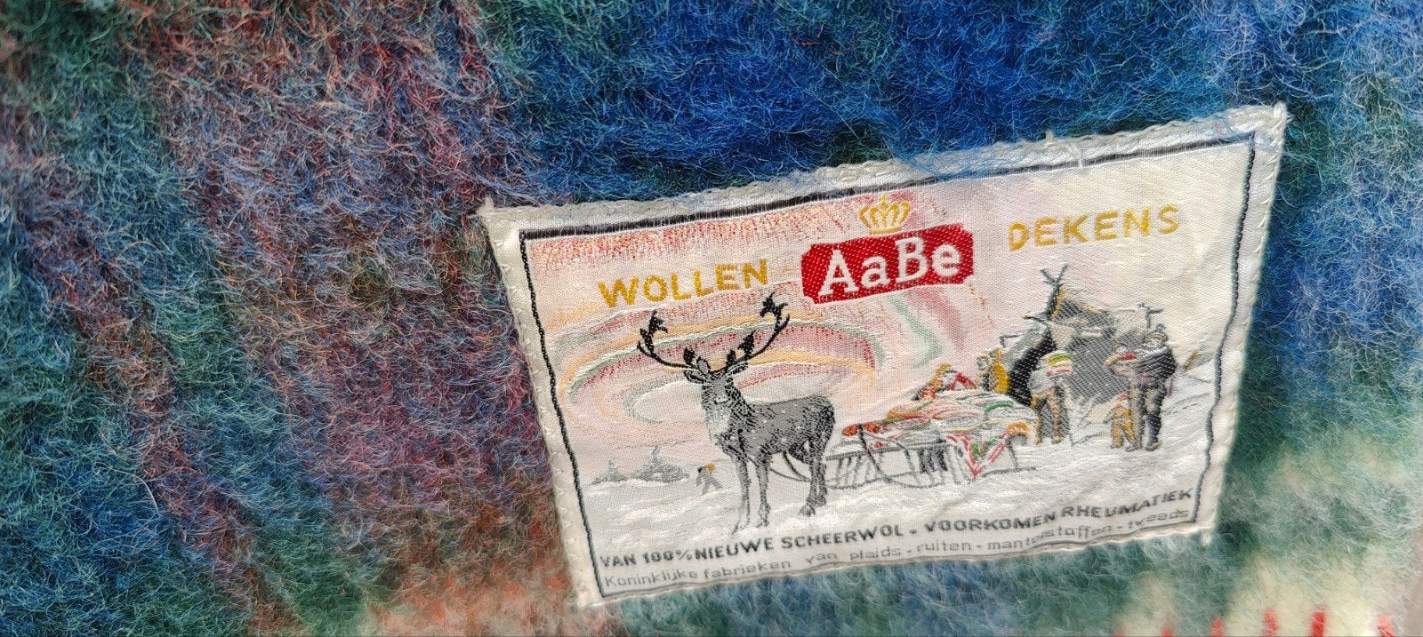 Vintage AaBe wollen deken 100% scheerwol 221x145 cm, Gebruikt, Meerkleurig, Tweepersoons, Ophalen of Verzenden