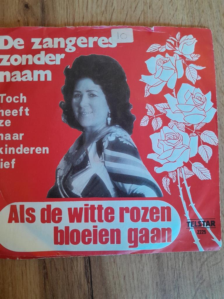 De zangers zonder naam 7inch als de witte rozen bloeien gaan, Ophalen of Verzenden, Zo goed als nieuw, Nederlandstalig