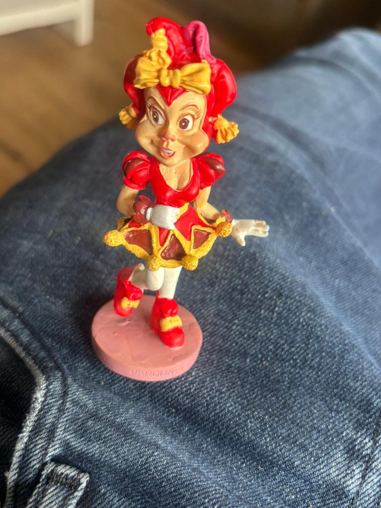Efteling beeldje uit 2001 Pardijntje! 4,95€, Verzamelen, Efteling, Zo goed als nieuw, Beeldje of Poppetje, Ophalen of Verzenden