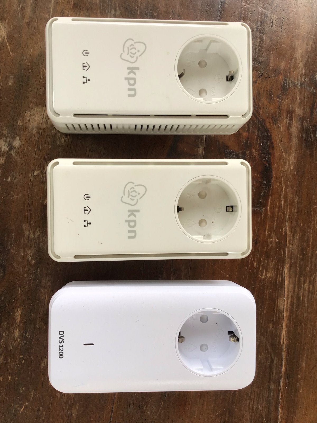 KPN Powerline Adapters (2x) en DVS 1200 Powerline Adapter, Computers en Software, Ophalen of Verzenden, Gebruikt