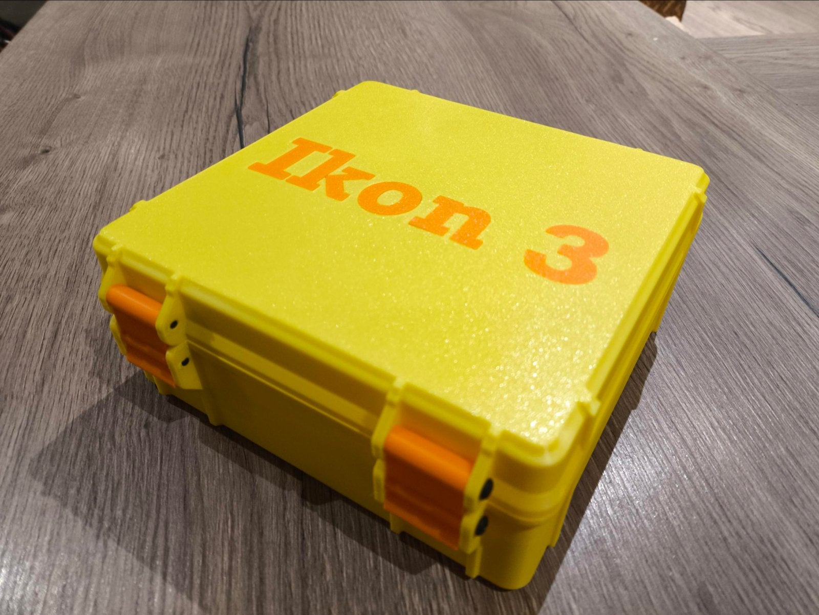 Avionrc Ikon 3 case - Beschermende opbergkoffer, F, Ophalen of Verzenden, Zo goed als nieuw, D