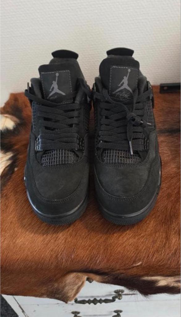 Jordan 4 Retro Black Cat Sneakers, Kleding | Heren, Schoenen, Ophalen of Verzenden, Zo goed als nieuw, Zwart, Sneakers of Gympen