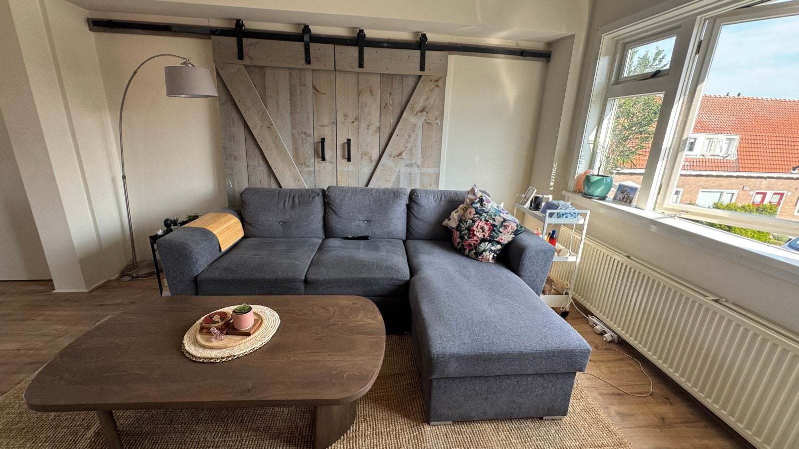 Jysk slaapbank with lounge, 250 tot 300 cm, Gebruikt, Hoekbank, Ophalen of Verzenden