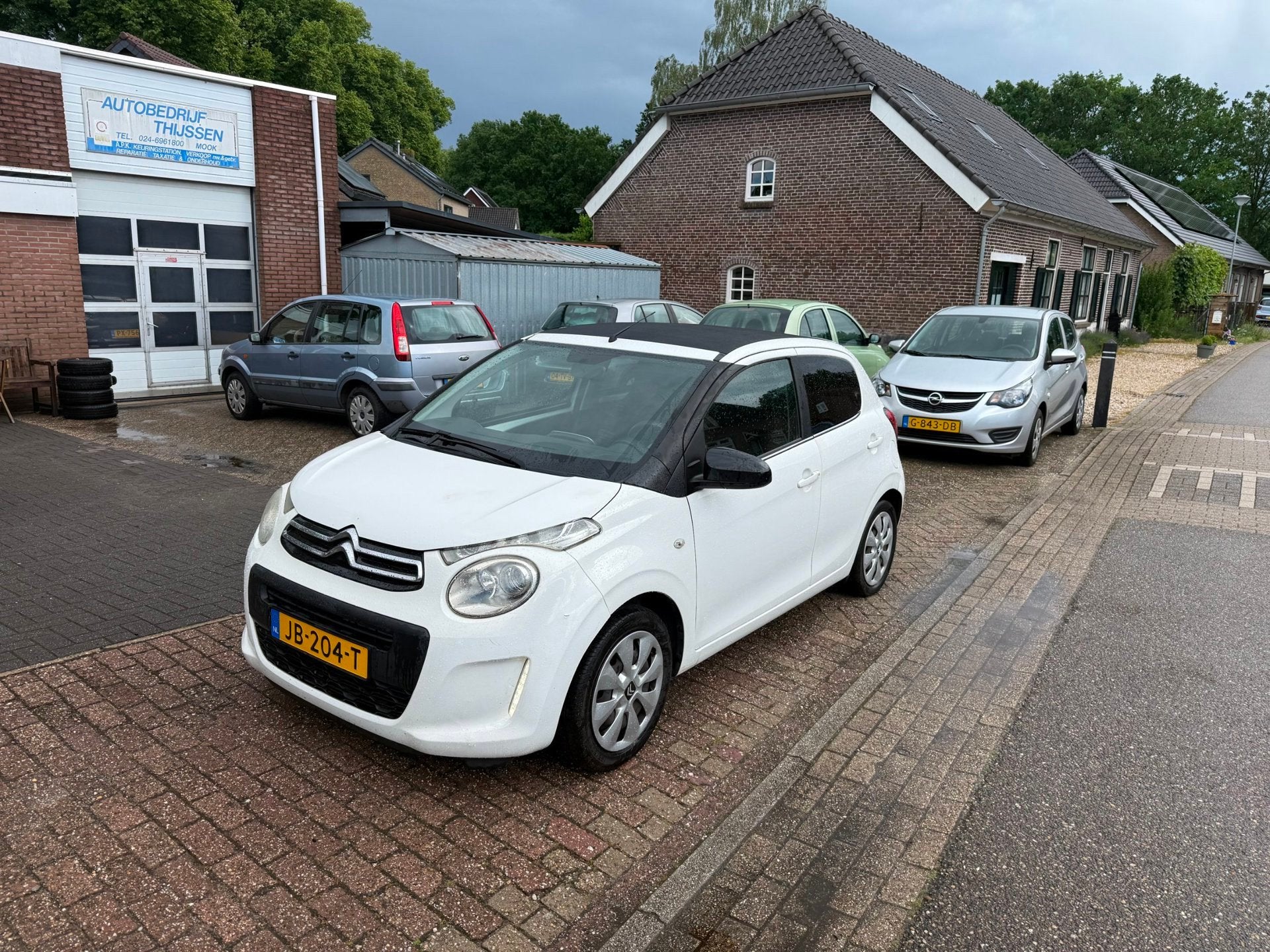 Citroen C1 1.0 e-VTi Airscape Feel TOP, Voorwielaandrijving, Stof, Gebruikt, 4 stoelen