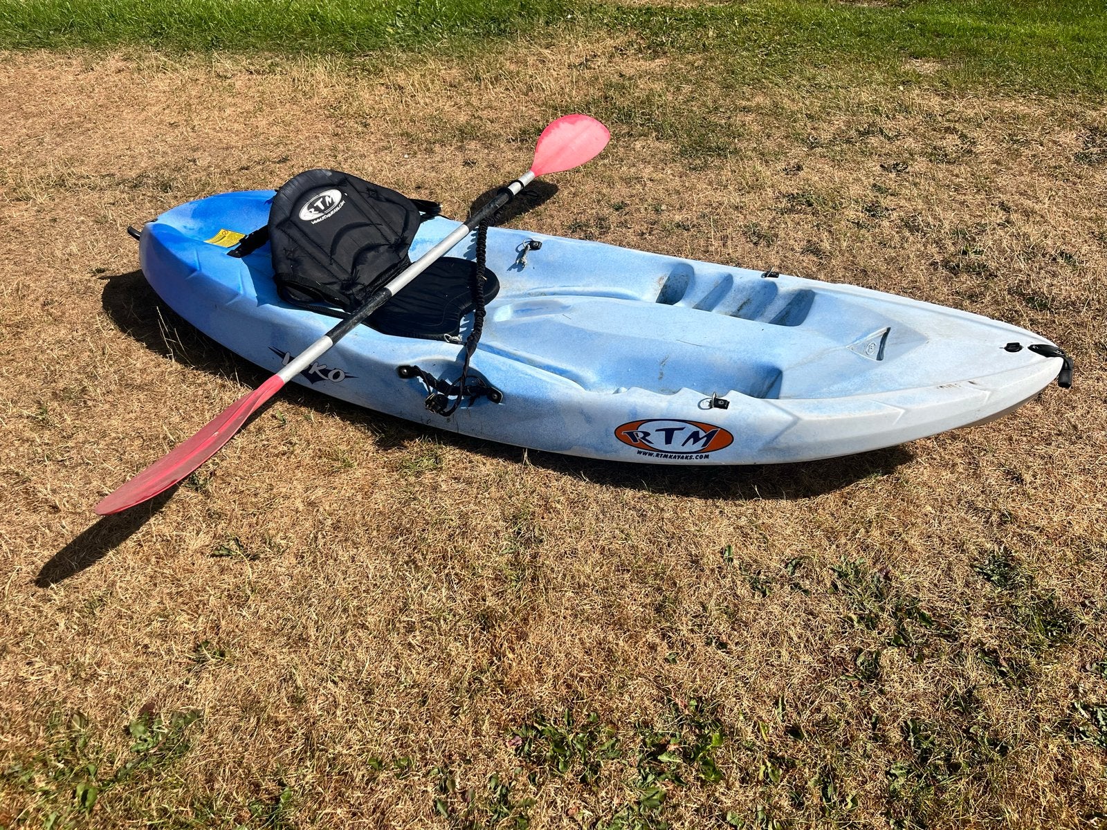 RTM Kajak met peddel en zitje, Watersport en Boten, Kajaks, Ophalen, Gebruikt, 1-persoons