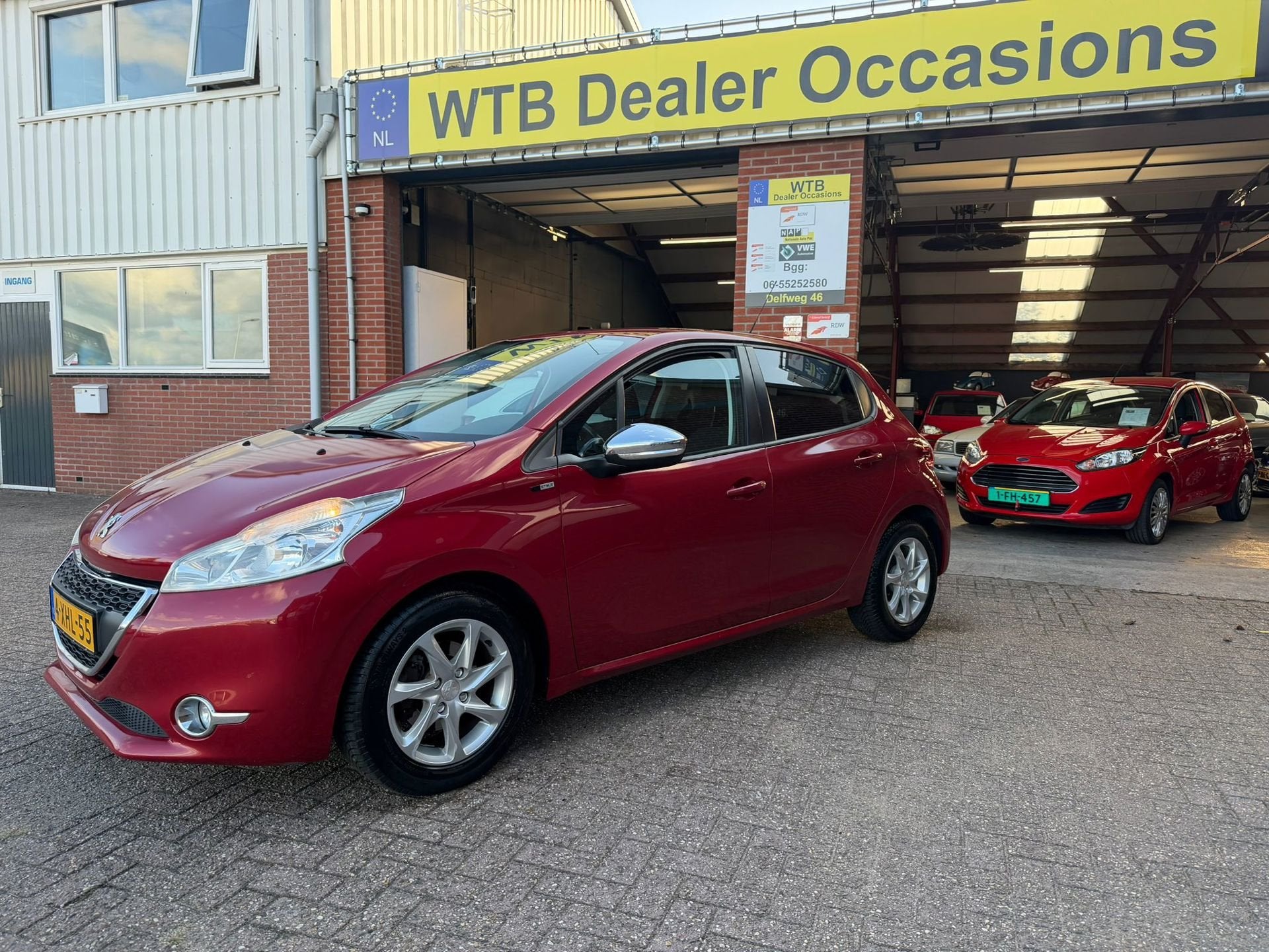 Peugeot 208