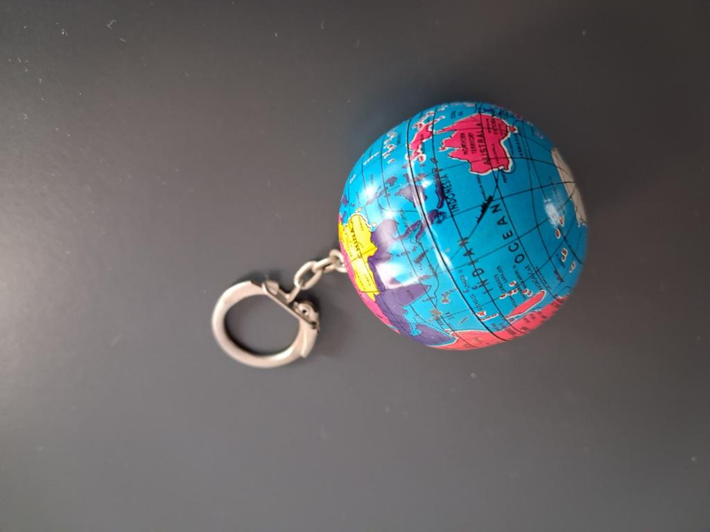 Wereldbol vintage globe sleutelhanger, Ophalen of Verzenden, Gebruikt, Merk
