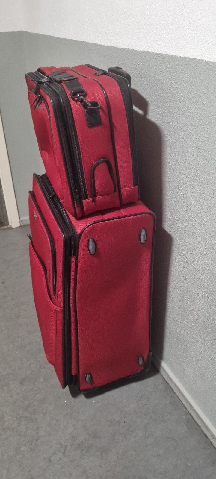 Mooie kofferset van stratic, Sieraden, Tassen en Uiterlijk, Koffers, Ophalen of Verzenden, Zo goed als nieuw, Hard kunststof, 70 cm of meer