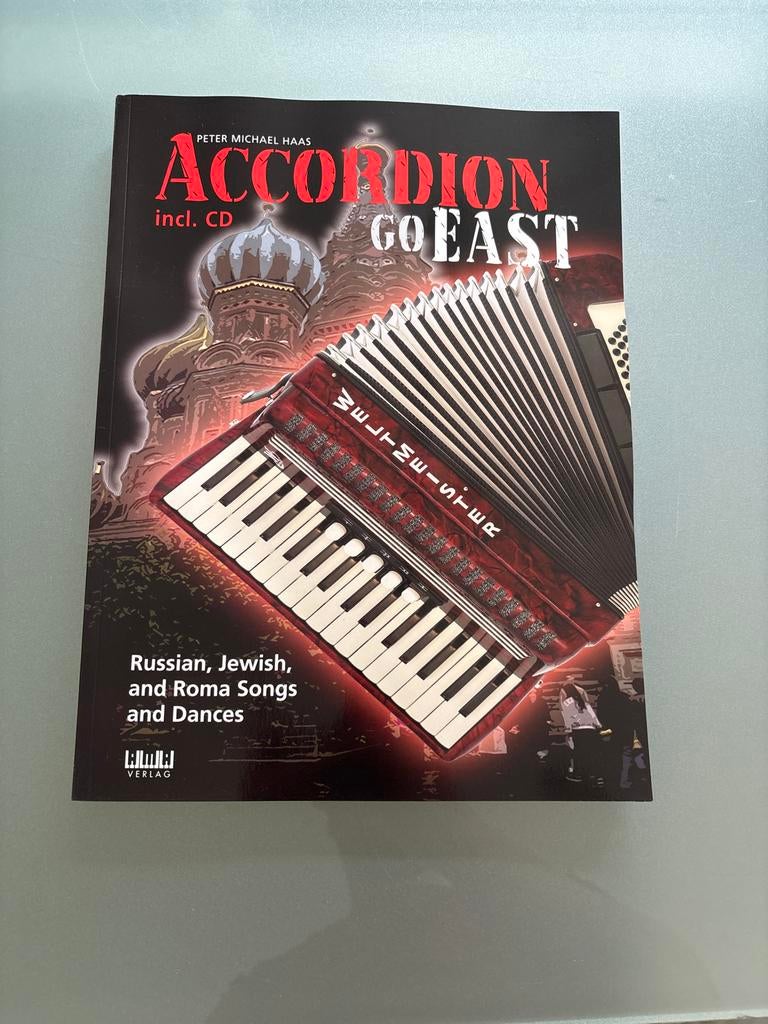 (EN)Accordeon Go East: Russische, Joodse, Roma liederen + CD, Muziek en Instrumenten, Wereldmuziek, Nieuw, Ophalen of Verzenden