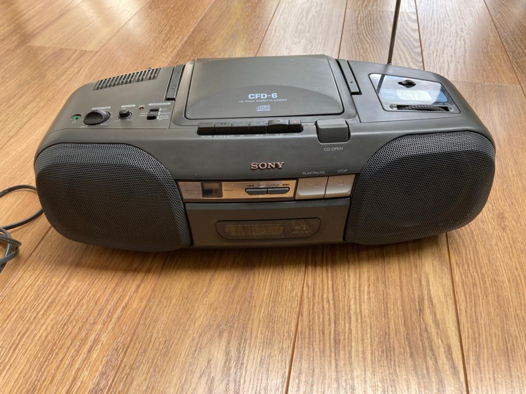 Sony CFD-6 Draagbare Radio, CD- en Cassettespeler - Gerevise, Ophalen of Verzenden, Zo goed als nieuw