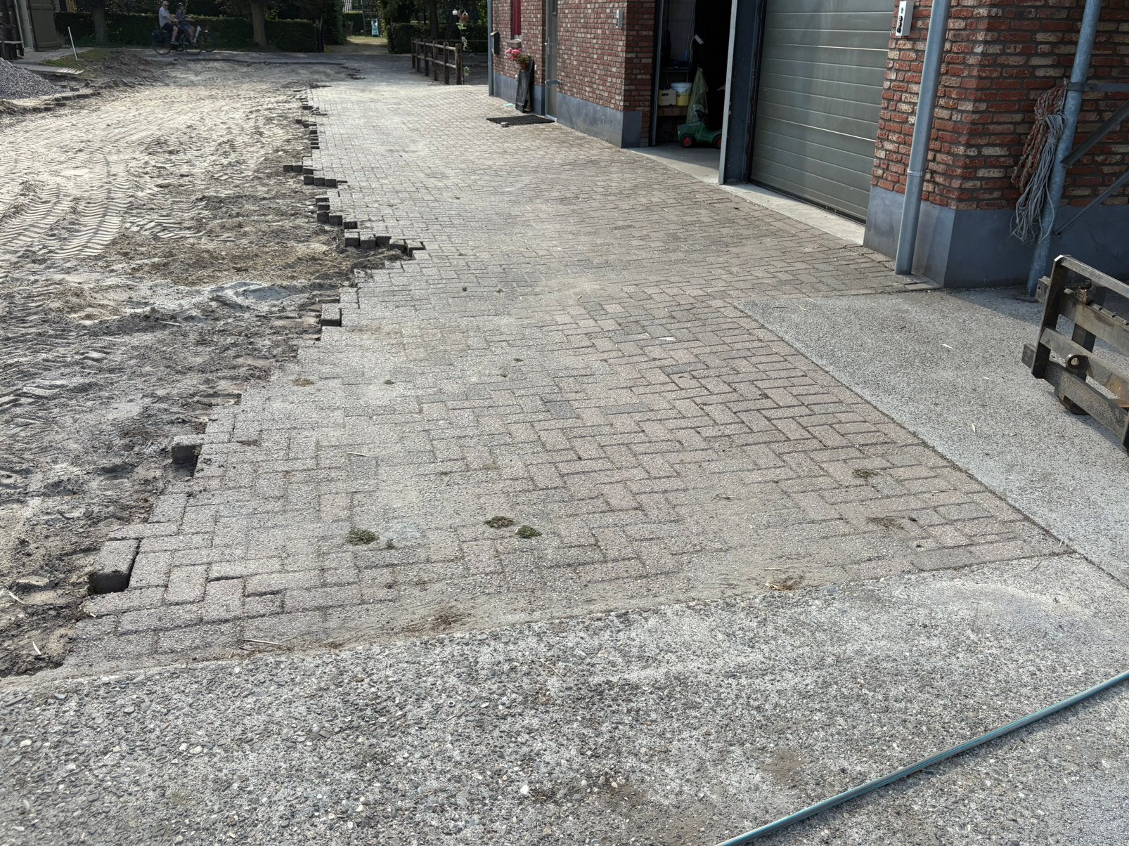 Straatklinkers / betonklinkers, Ophalen of Verzenden, Zo goed als nieuw, Beton, Klinkers