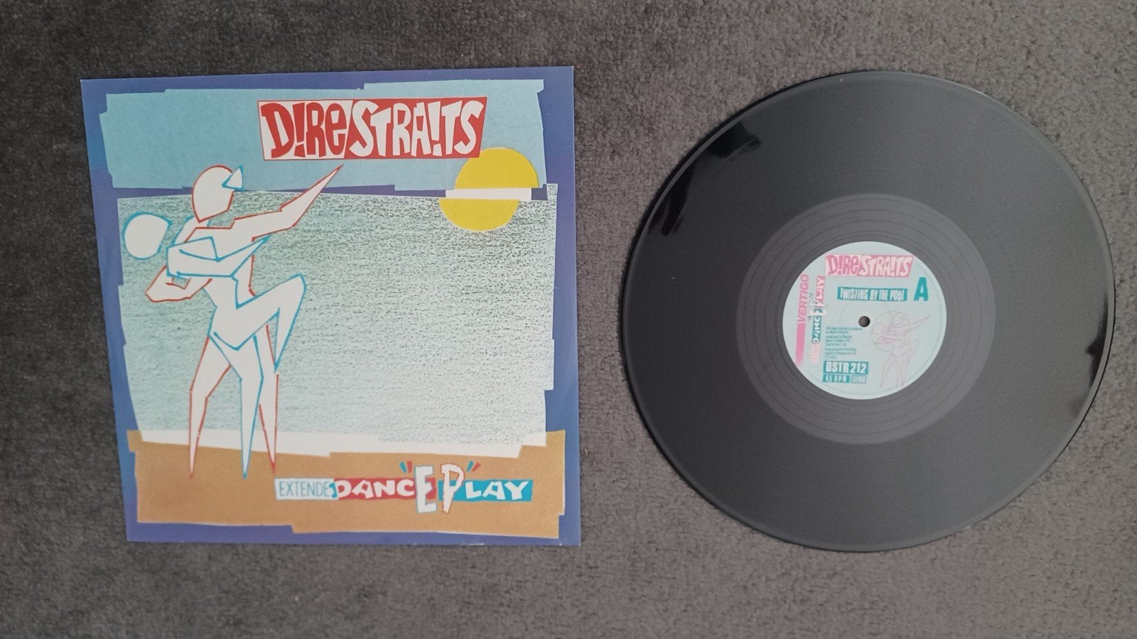Dire Straits 12 inch vinyl single Twisting by the Pool., Ophalen of Verzenden, 12 inch