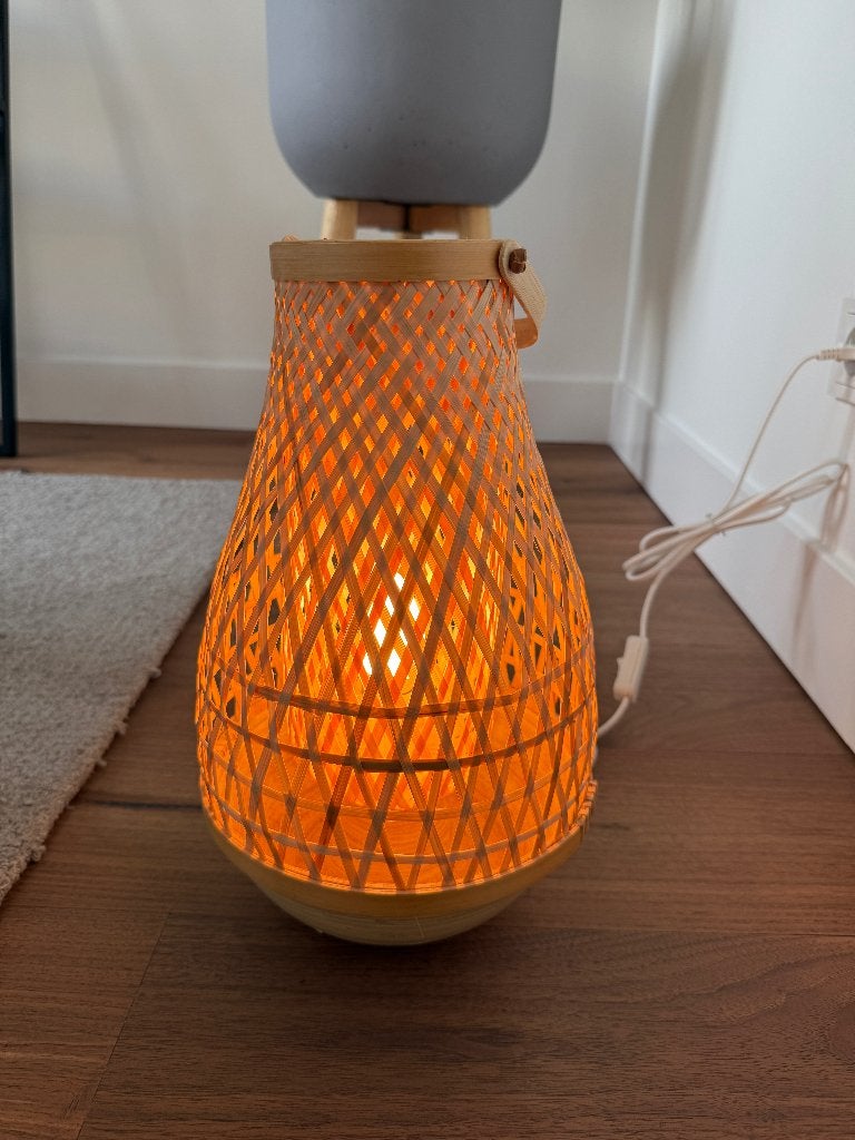 Ikea bamboo lamp, Huis en Inrichting, Led-lamp, Overige lichtkleuren, E27 (groot), Zo goed als nieuw