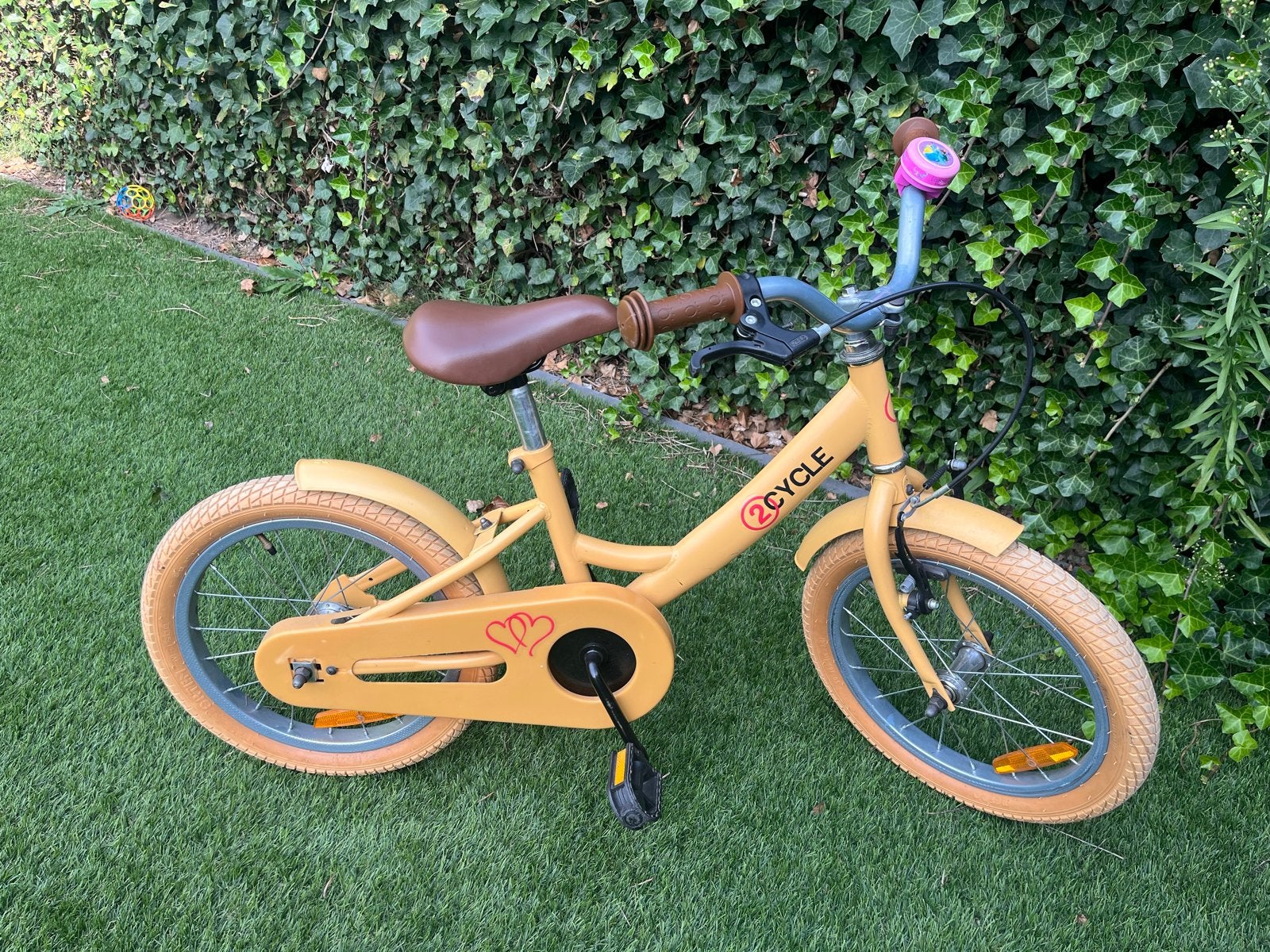 2Cycle Kinderfiets 16 inch - Geel/Bruin, Ophalen, Zo goed als nieuw, Terugtraprem, 16 tot 20 inch