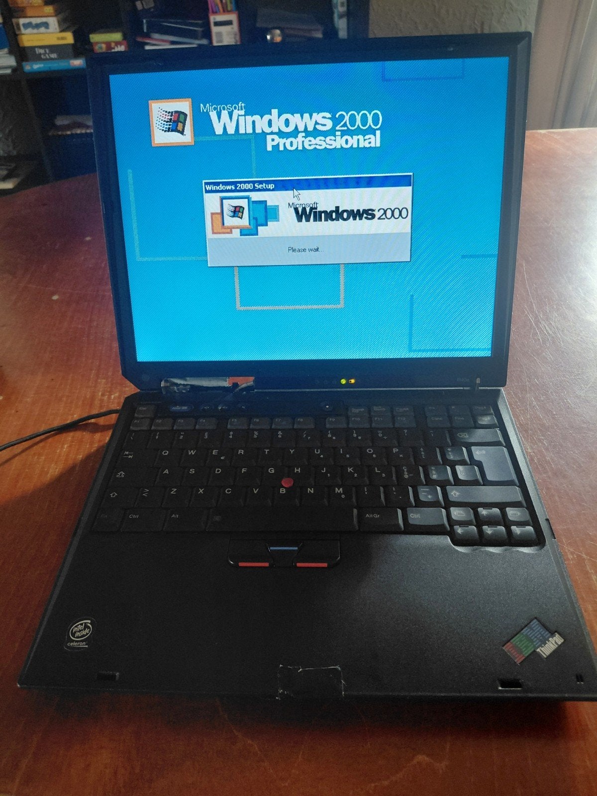 IBM thinkpad R40e (2003), Gebruikt, HDD, Qwerty, Verzenden