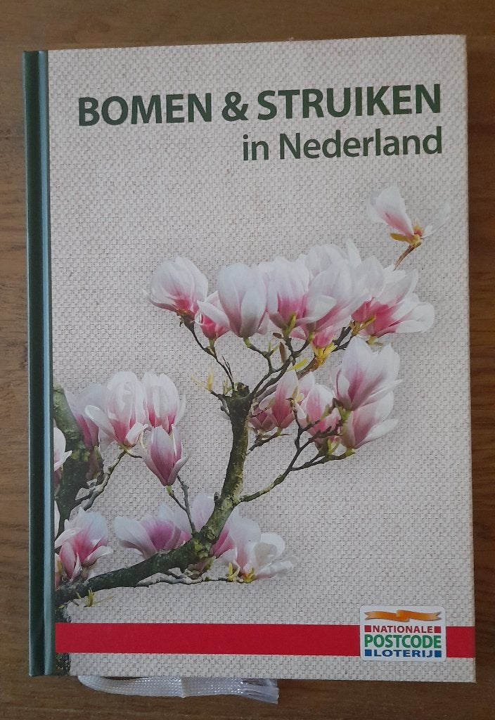Bomen & Struiken in Nederland, Boeken, Ophalen of Verzenden, Gelezen, Bloemen, Planten en Bomen, Postcodeloterij