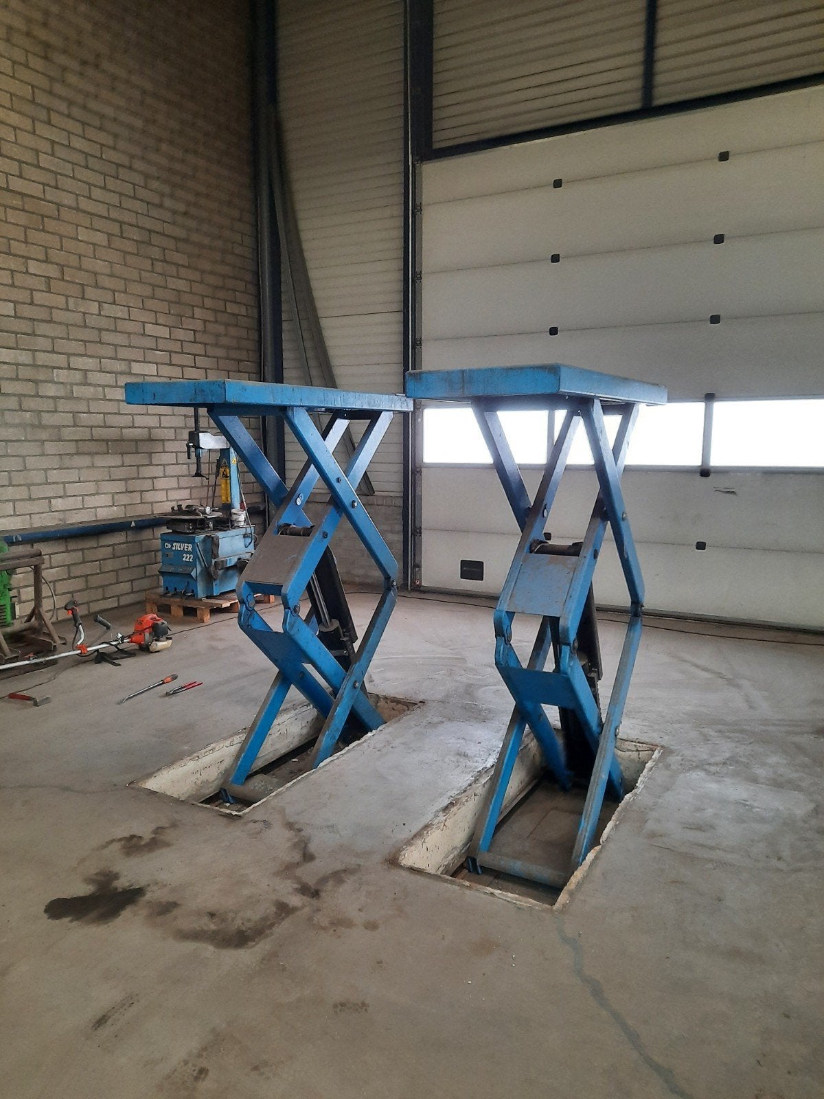 Autec ASG-4005 schaarhefbrug 4000kg inbouw, Ophalen