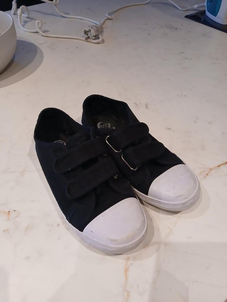 Victory gymschoen zwart maat 36, Meisje, Schoenen, Ophalen of Verzenden, Zo goed als nieuw