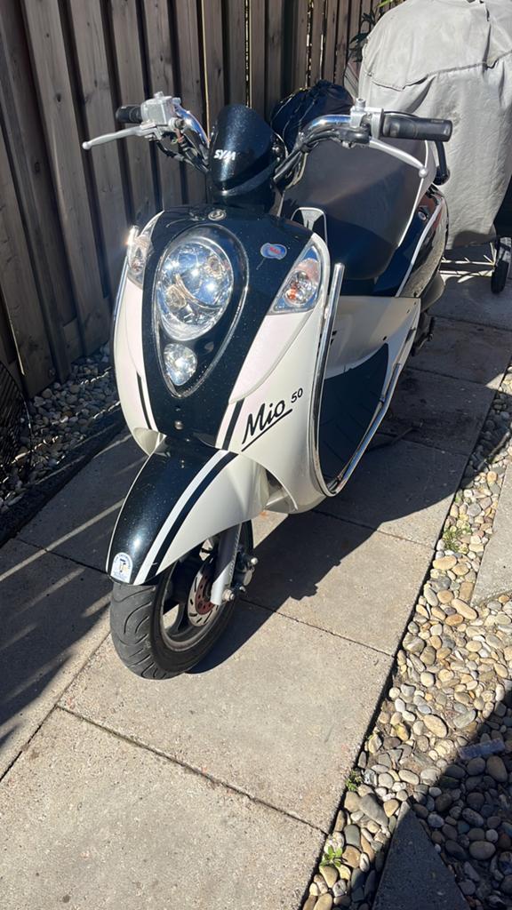 Sym mio 50 2011, Fietsen en Brommers, Scooters | SYM, Zo goed als nieuw, Mio, Benzine, Ophalen