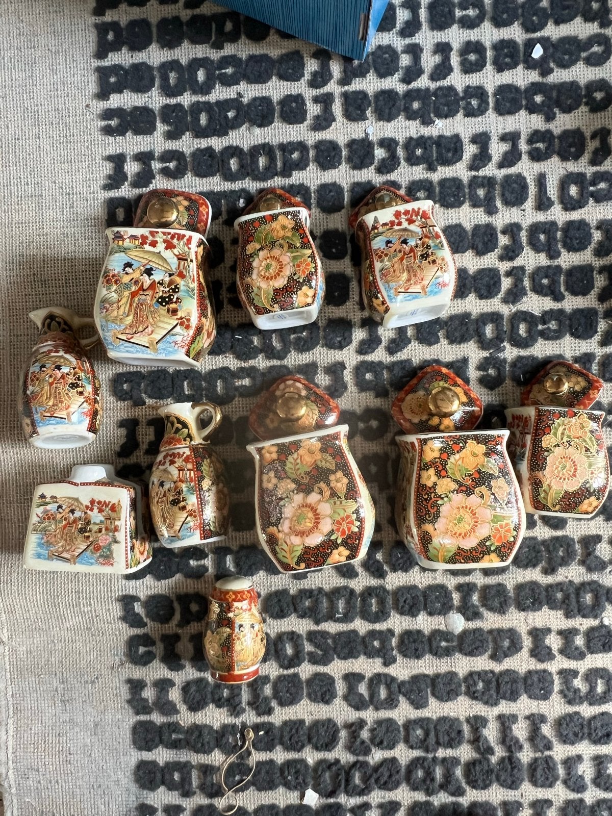 14-delige Japanse Satsuma stijl porseleinen set, Ophalen of Verzenden