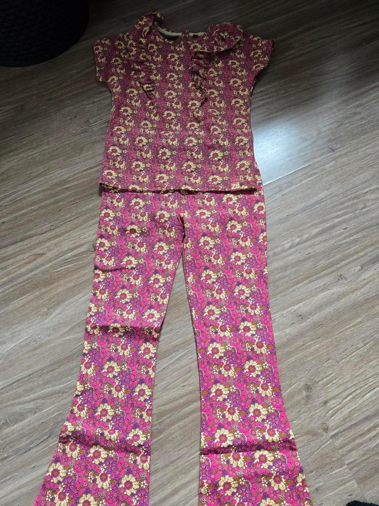 Z8 setje
Broek 122
Shirt 116-122, Ophalen of Verzenden, Zo goed als nieuw, Meisje
