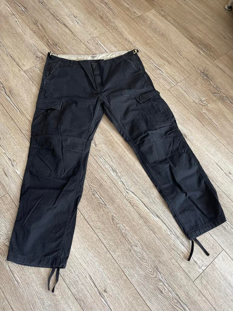 Carhartt WIP Cargo Broek Zwart Maat 40/32, Ophalen of Verzenden, Zo goed als nieuw, Maat 48/50 (M), Zwart