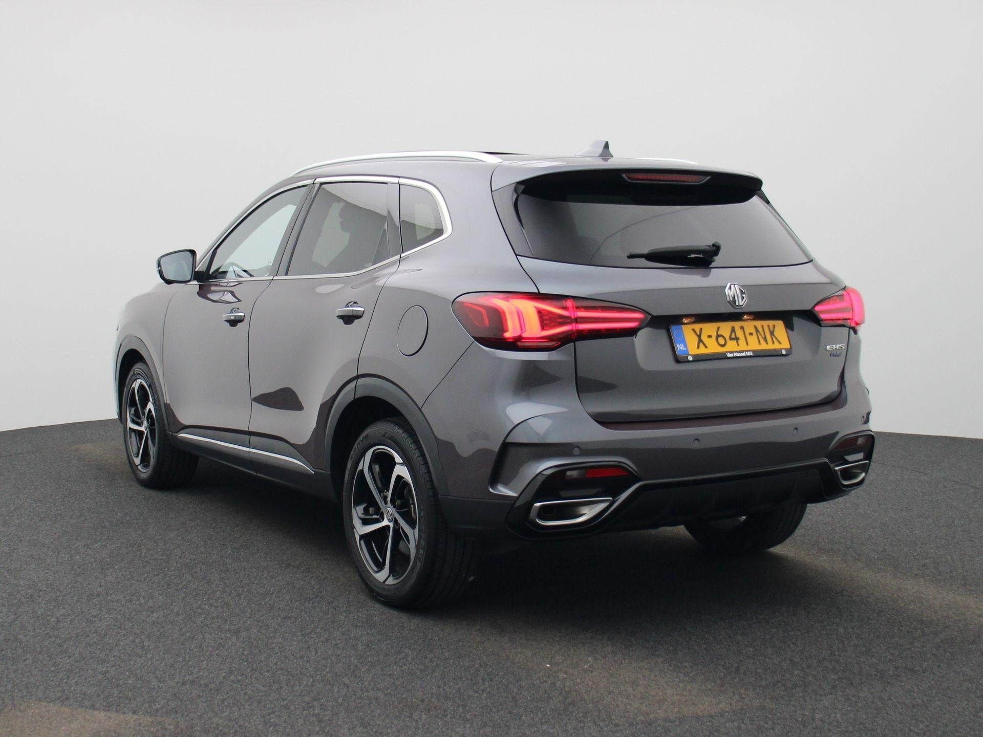 MG EHS 1.5 TGDI PHEV Aut. Luxury | Panoramadak | Leder | Nav, Auto's, 12 maanden, Gebruikt, Euro 6, 4 cilinders