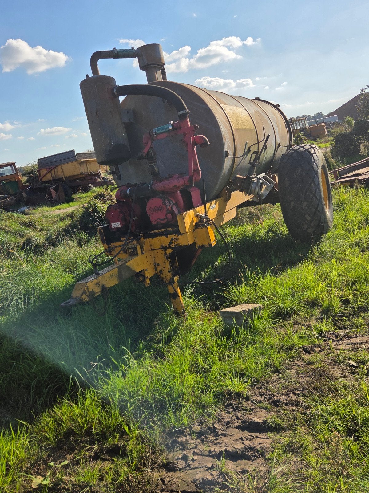 mesttank Veenhuis, Ophalen, Akkerbouw, Beregening en Drainage