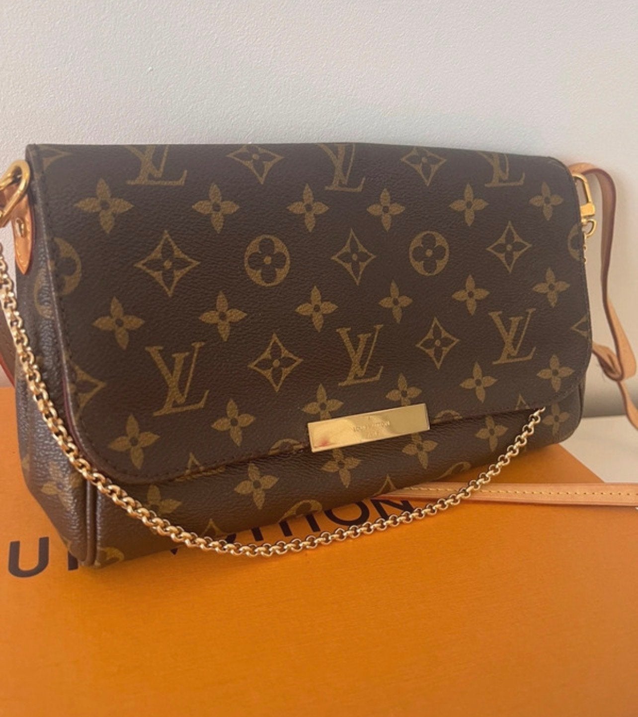 Louis Vuitton Favorite MM Monogram Complete Set + Bon, Ophalen, Zo goed als nieuw, Bruin, Schoudertasje