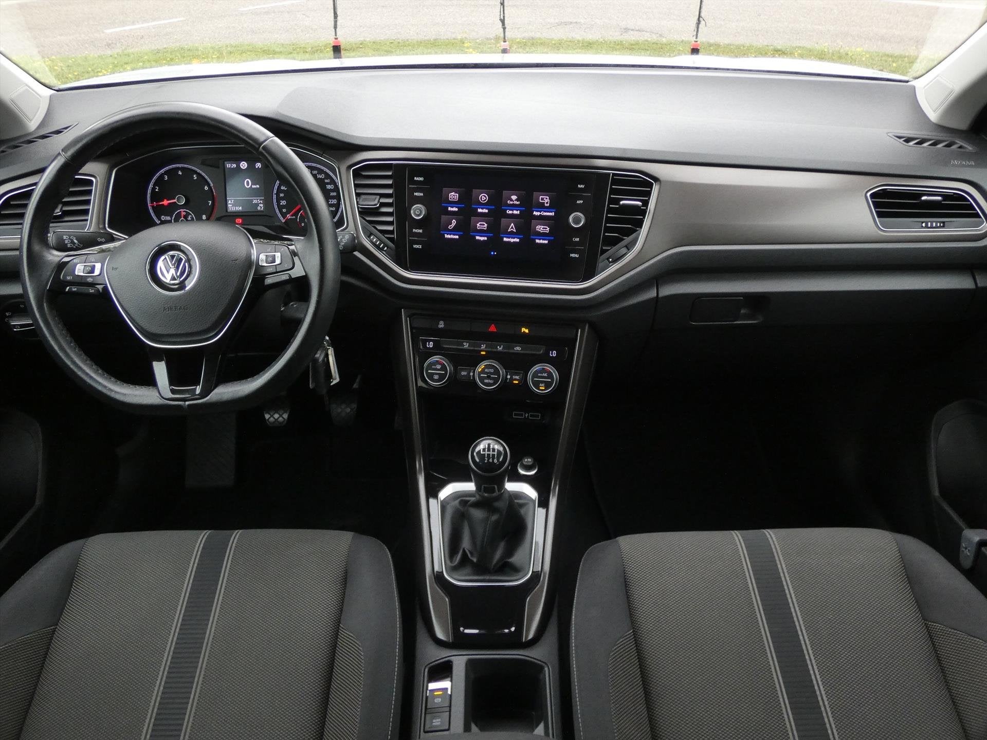 VOLKSWAGEN T-Roc 1.0 TSI Style Executive | Privacy | 2x PDC, Auto's, Volkswagen, 12 maanden, Stof, Gebruikt, Euro 6