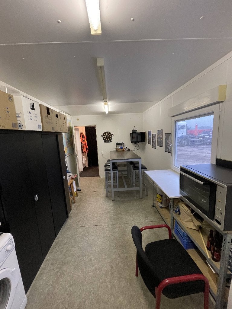Foto 8 van Kantineunit / schaftunit circa 25 m² – keuken, toilet