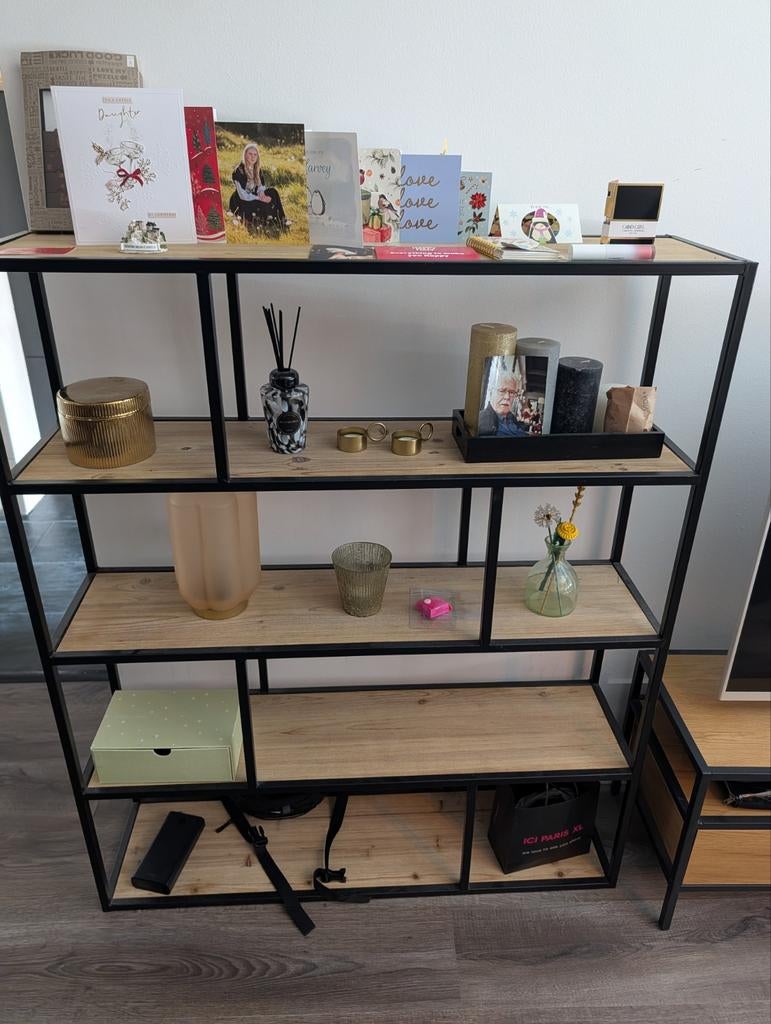 Mooie kast voor in huiskamer ZGAN., Ophalen, Zo goed als nieuw, Minder dan 150 cm, 150 tot 200 cm