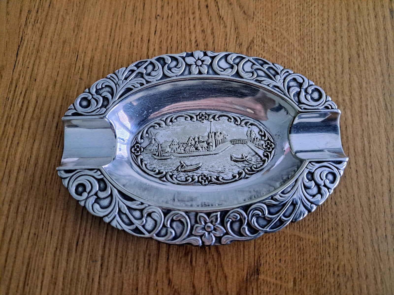 Vintage Ovaal asbakje, Antiek en Kunst, Ophalen of Verzenden