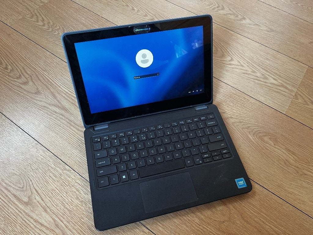 dell latitude 3140 o.a. voor middelbare school, Ophalen, 2 tot 3 Ghz, Qwerty, 11 inch
