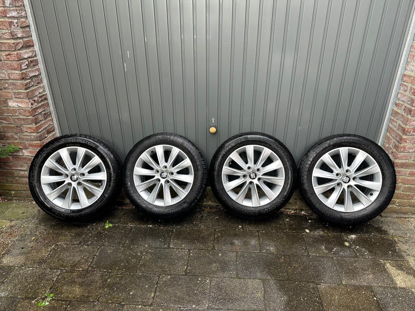 Seat velgen 205/55 R16, Ophalen, Gebruikt, Seat