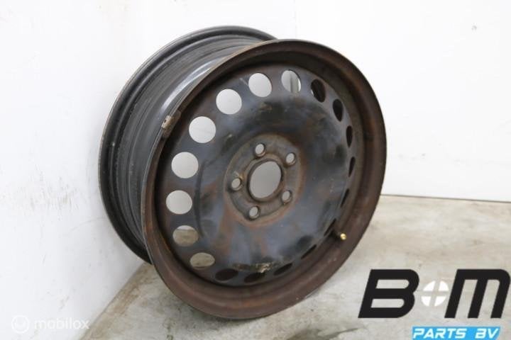 1 losse 15 inch stalen velg Audi A1 GB / Polo AW 2Q0601027AG, Gebruikt, Velg(en)