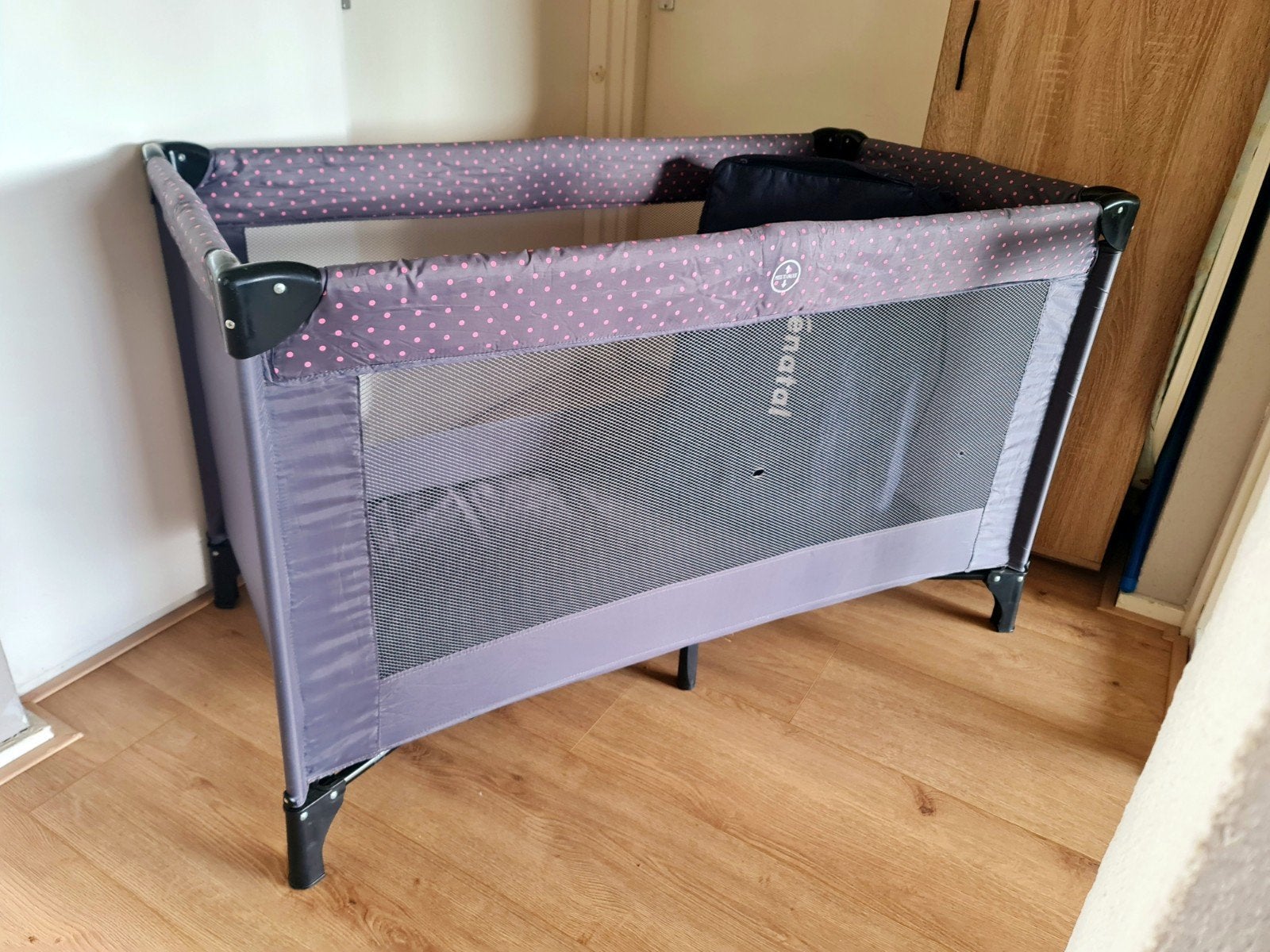 Campingbedje met matras Prénatal 60x120cm, Kinderen en Baby's, Babywiegjes en Ledikanten, Ophalen, Gebruikt, Reisbedje